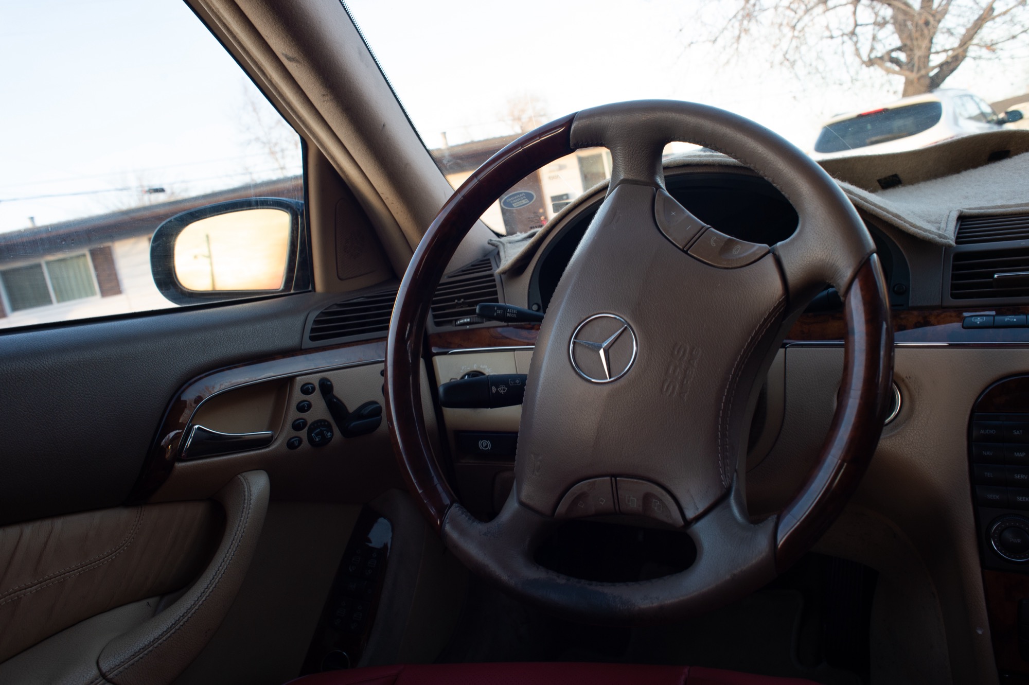 Mercedes S500 steering wheel